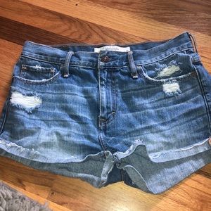 Abercrombie shorts!